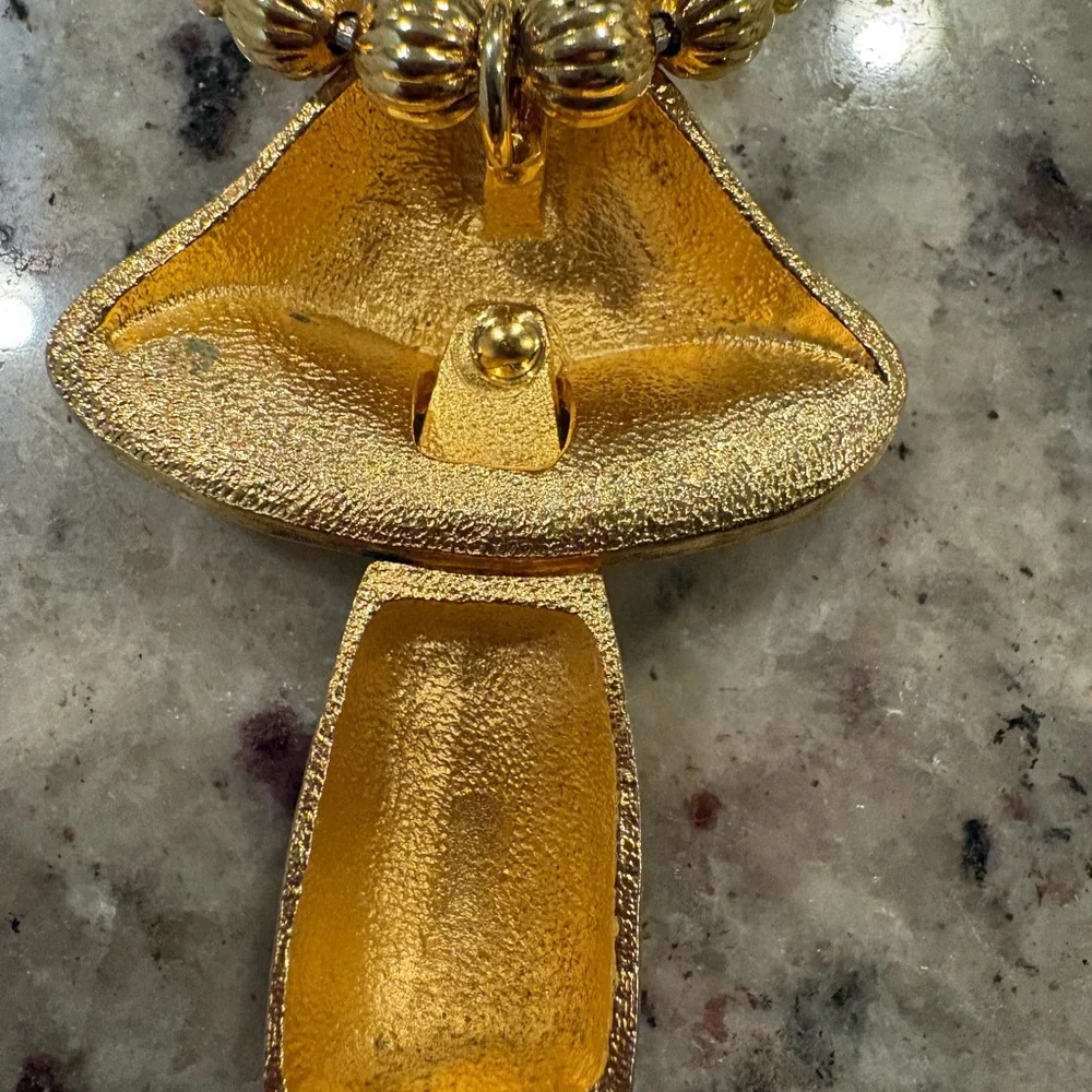 Vintage Gold Mushroom Pendant Necklace - Picture 5 of 8